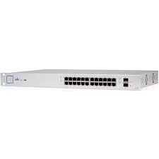 Ubiquiti UniFi PoE+ Gigabit 24 Port Switch