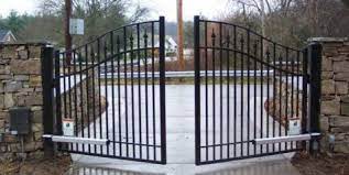 Automatic gate maintenance and services