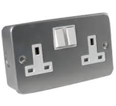 powermax 13amp Twin socket metal clad